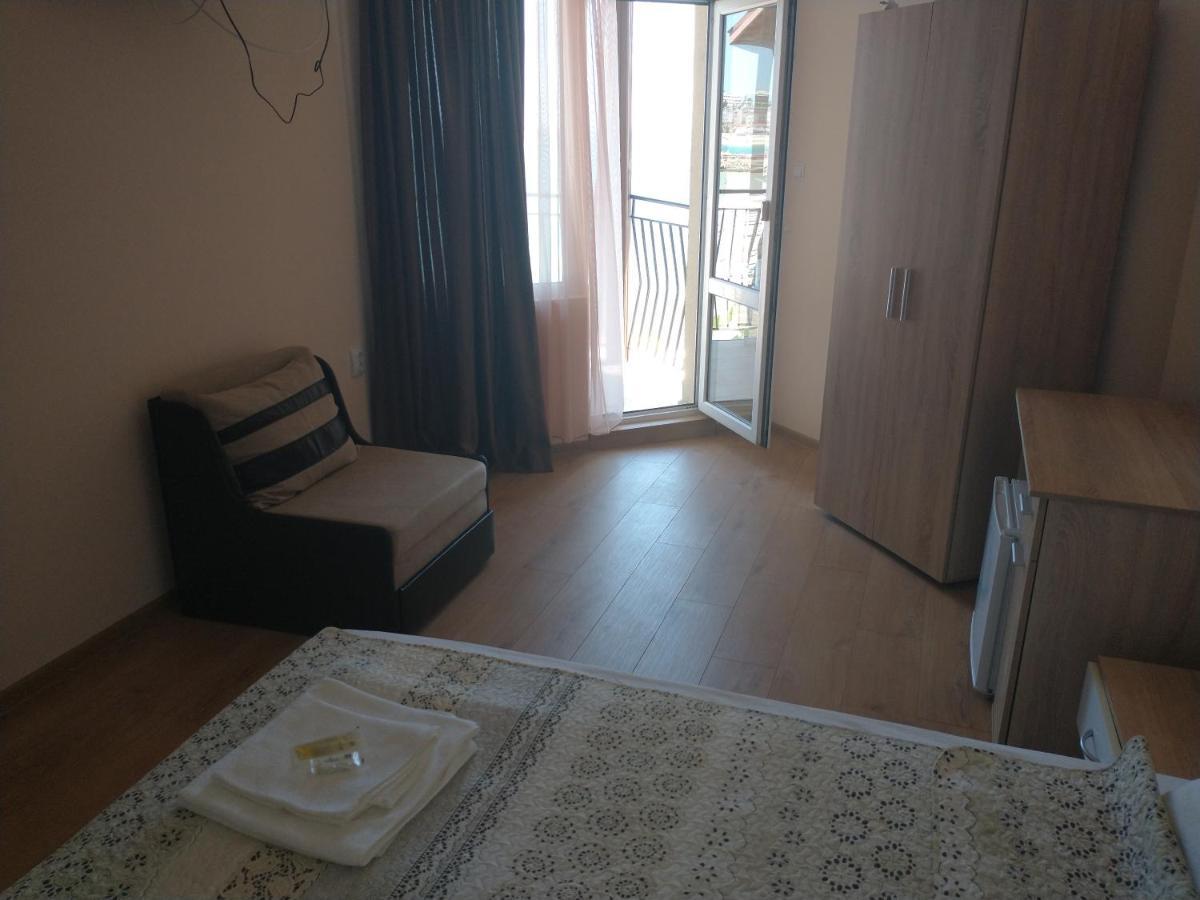 Aura Family Hotel Ravda Extérieur photo