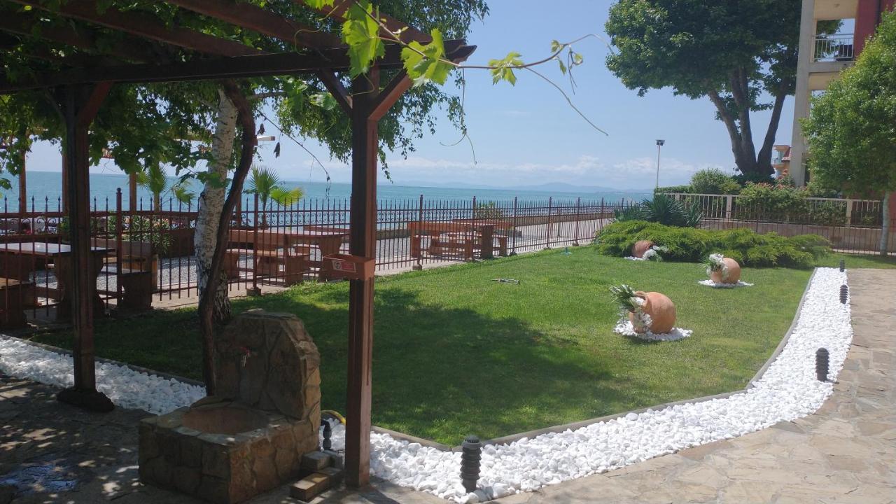Aura Family Hotel Ravda Extérieur photo