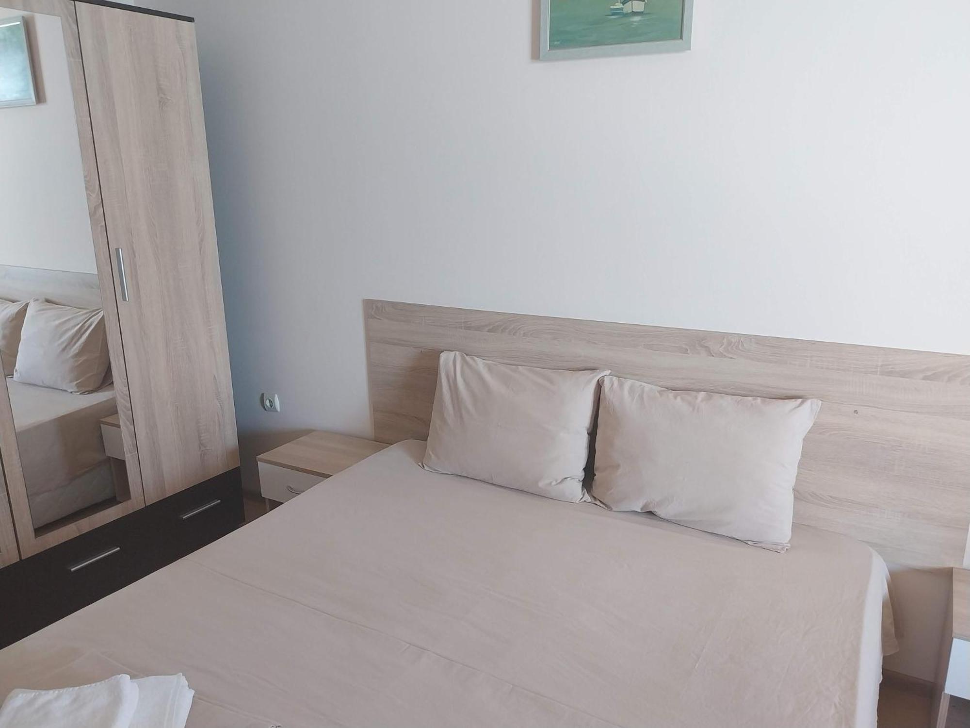 Aura Family Hotel Ravda Extérieur photo